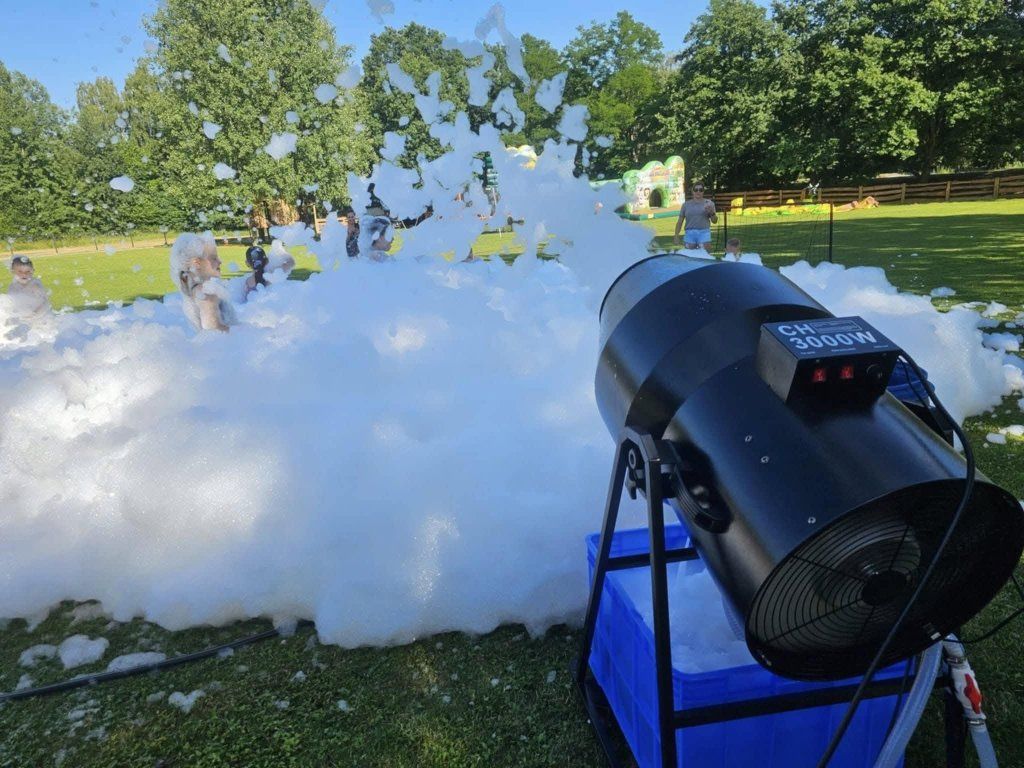 Schaumparty-Maschine CH 3000W – gebraucht