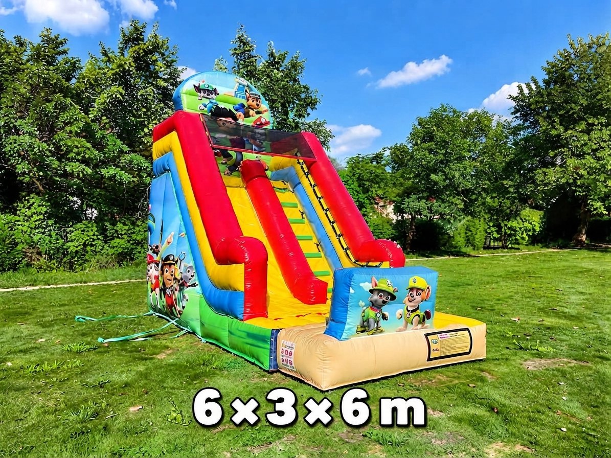 Mancs őrjárat II ugrálóvár 6 × 3 × 6 m – használt